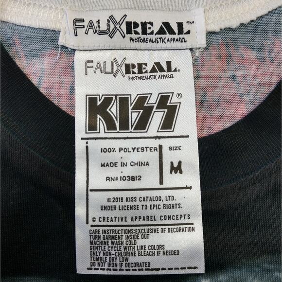NWT Kiss Faux Real Ugly Christmas Tee size Medium - Picture 10 of 12